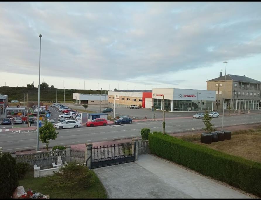Apartamento En Las Afueras Ribadeo Esterno foto