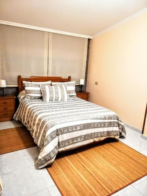 Apartamento En Las Afueras Ribadeo Esterno foto
