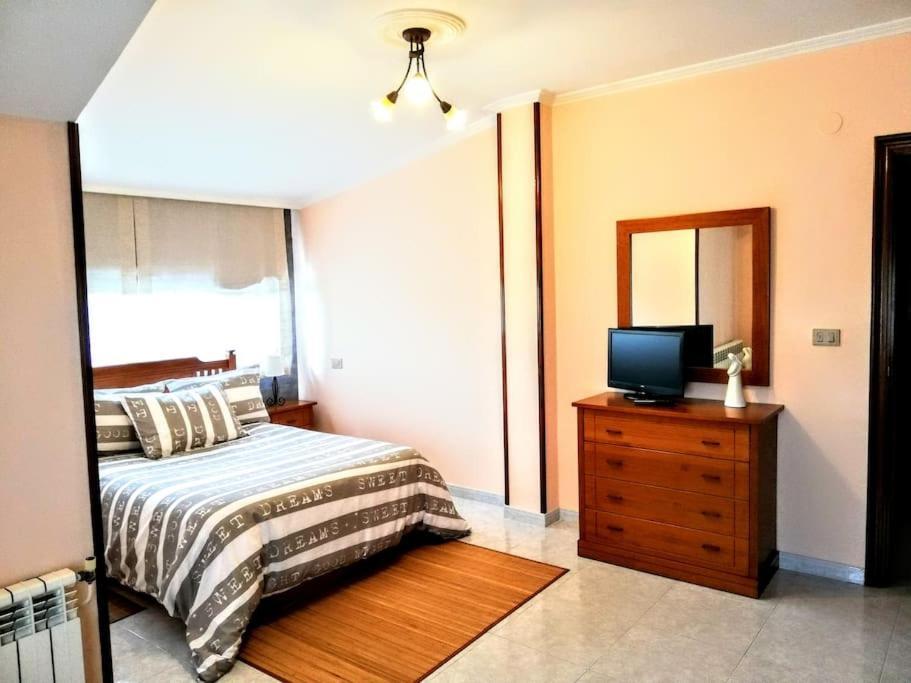 Apartamento En Las Afueras Ribadeo Esterno foto