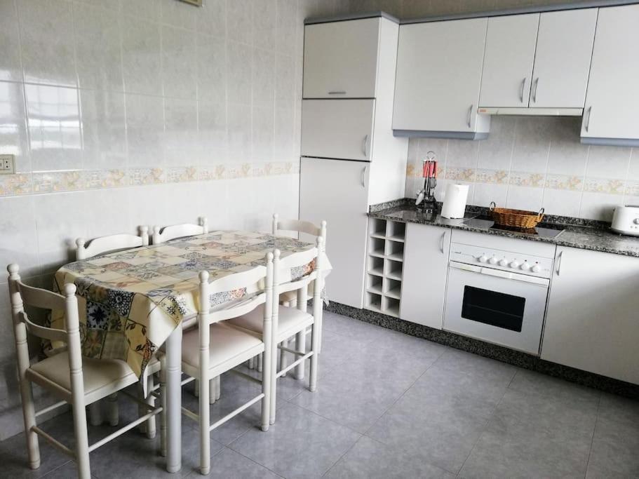 Apartamento En Las Afueras Ribadeo Esterno foto